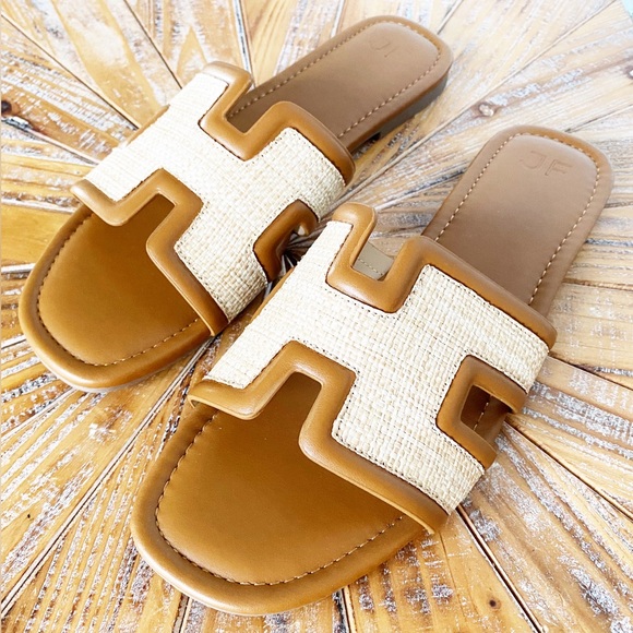 NWT JustFab Raffia & Faux Leather Slip On Sandals in Size 11 - Picture 3 of 11